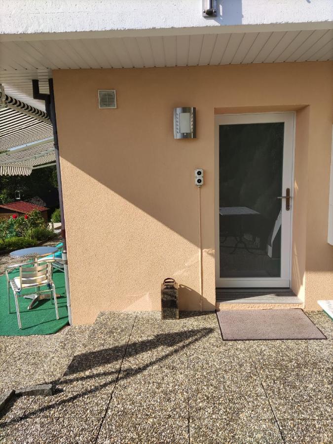 Beau Studio Avec Terrasse Et Vue Exclusivement Pour Non Fumeurs 벨몬트쉬르로잔 외부 사진